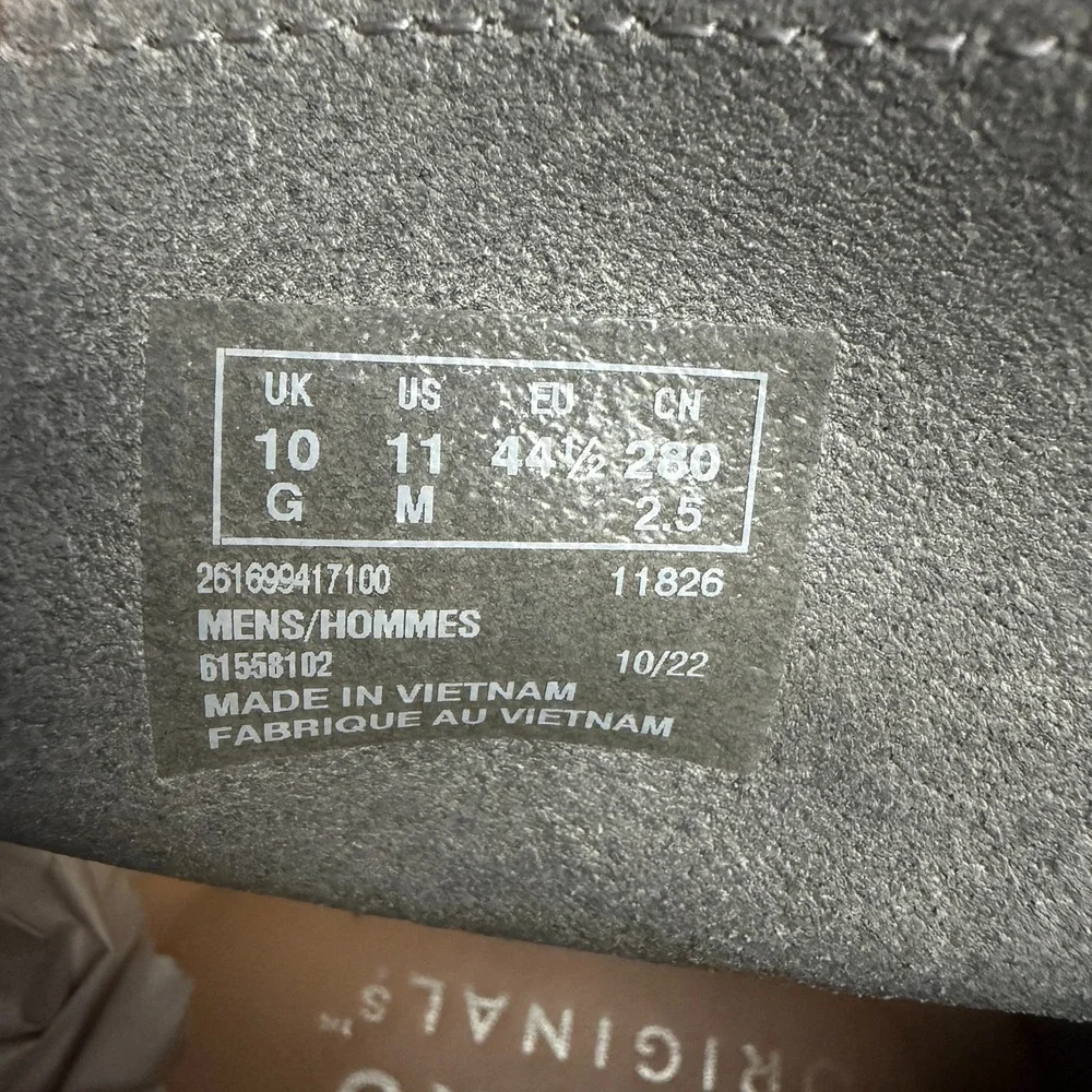 Clarks Originals Desert Boots Mens 11 Gray Suede Crepe Sole Chukka UK 10